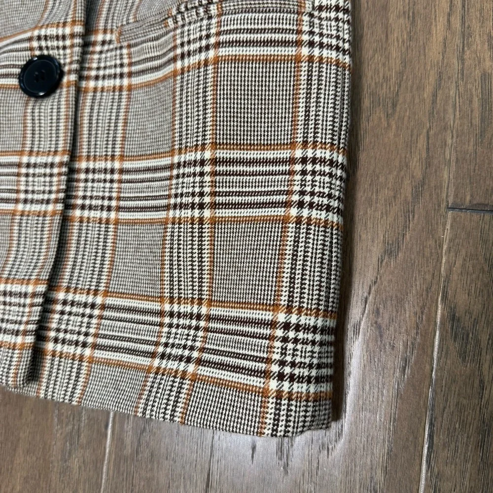 Urban Outfitters Double-Breasted Plaid Blazer - Picture 11 of 15